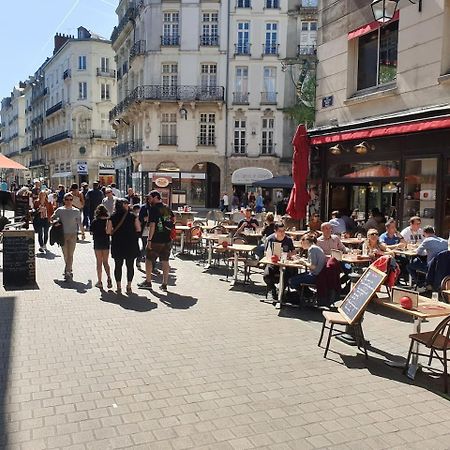 Ferienwohnung Le Nid Des Carmes Nantes Exterior foto