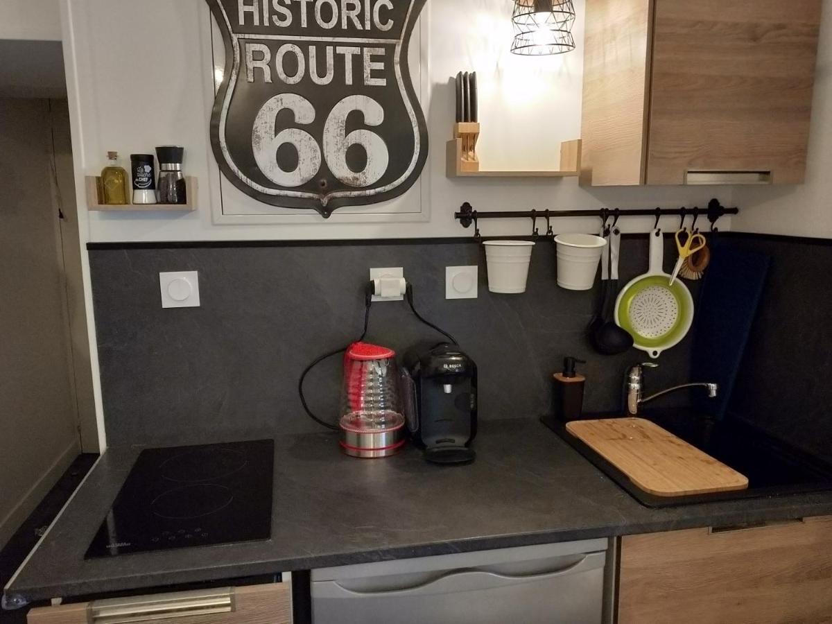 Ferienwohnung Le Nid Des Carmes Nantes Exterior foto